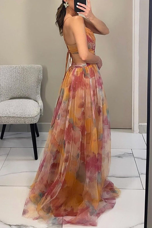 Maxi abito lungo donna, elegante con stampa e allacciatura regolabile. Abito festa versatile, moda donna.