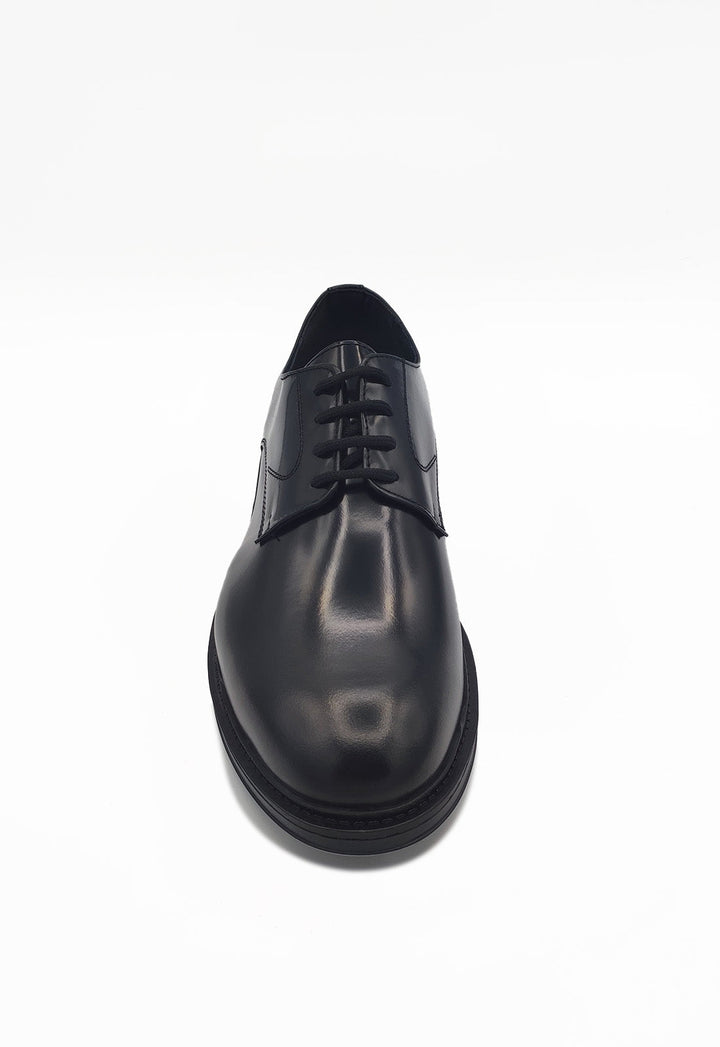 Calzature uomo eleganti, scarpe stringate con effetto abraso. Qualità artigianale e comfort per stile formale.