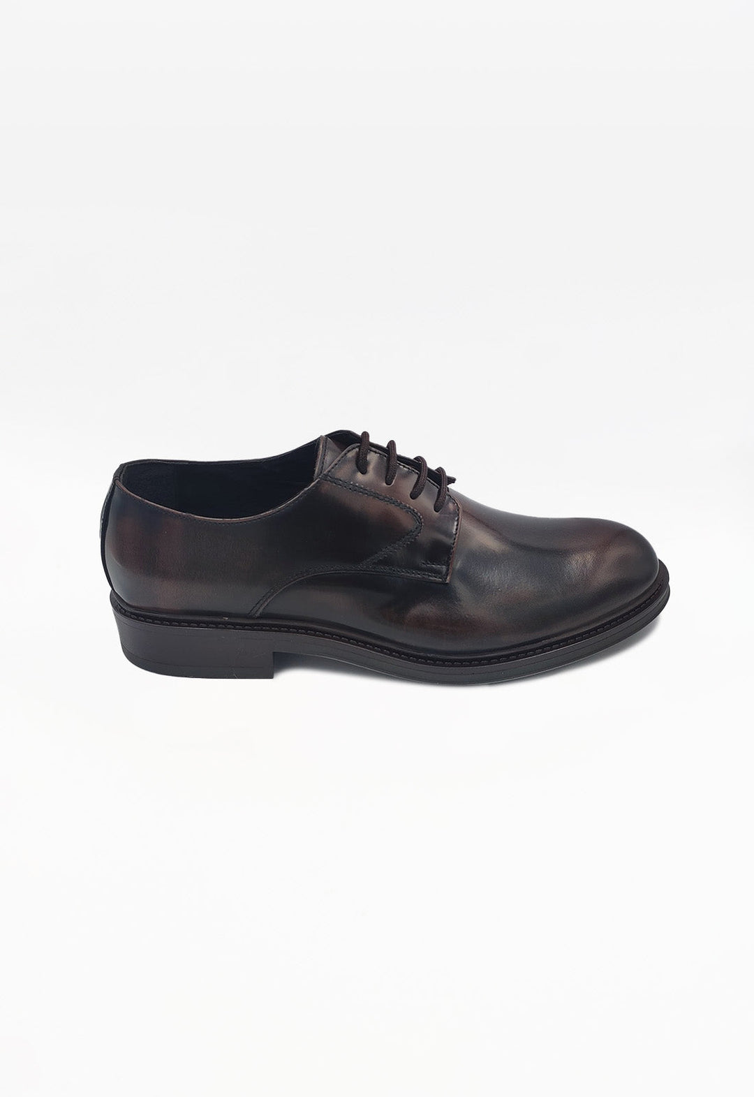 Scarpe uomo eleganti, stringate con effetto abraso. Calzature formali di qualità artigianale, comfort assicurato.