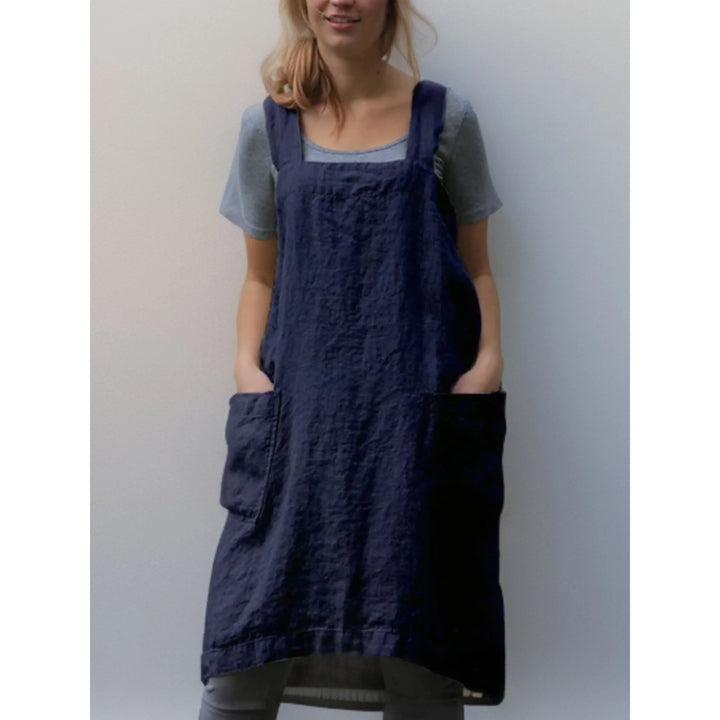 Abito grembiule donna elegante ma casual, con tasche. Un capo versatile per la moda femminile estiva.