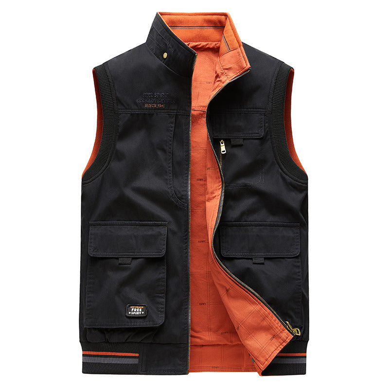 Gilet uomo elegante e pratico, reversibile con numerose tasche, ideale per l'inverno casual.