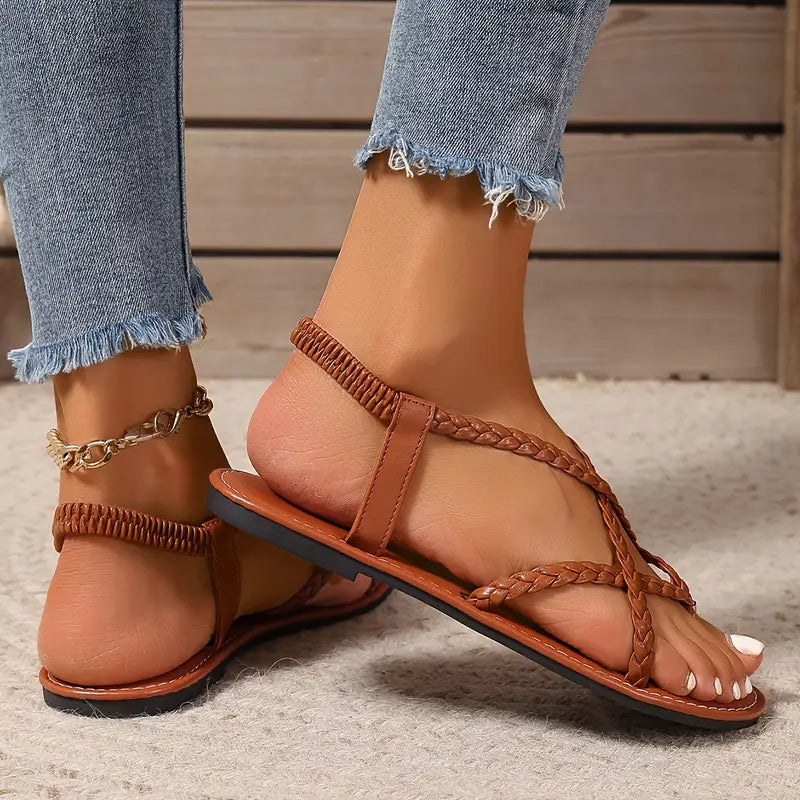 Eleganti sandali donna per un look estivo chic e senza rinunciare alla comodità.