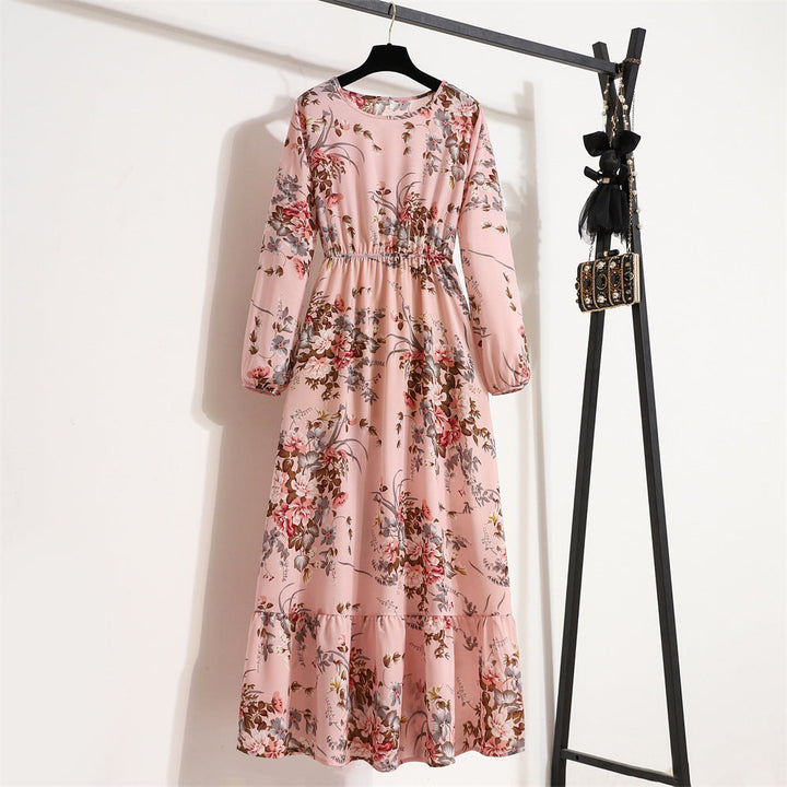 Abito lungo primaverile floreale, scollo rotondo, vestito donna elegante e leggero, silhouette a trapezio.