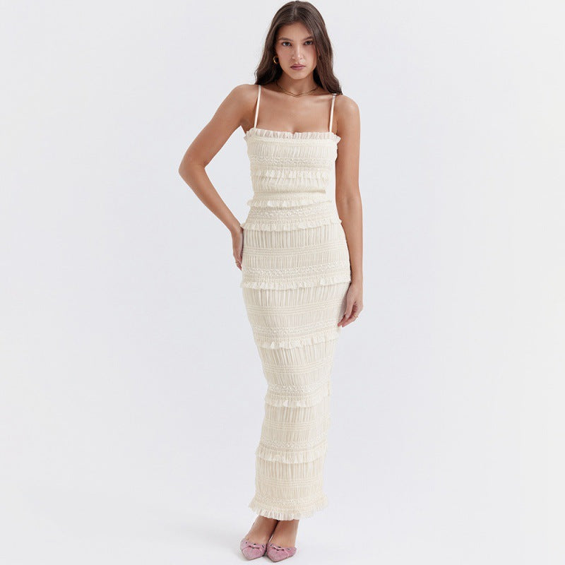 Abito lungo donna elegante con spalline sottili e paillettes scintillanti, perfetto per serate e feste.
