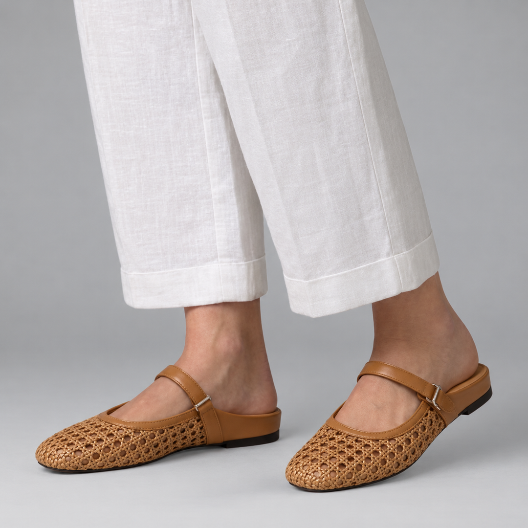 Mules Mary Jane slip-on intrecciate da donna con bottone luminoso. Scarpe eleganti e comode per la primavera.