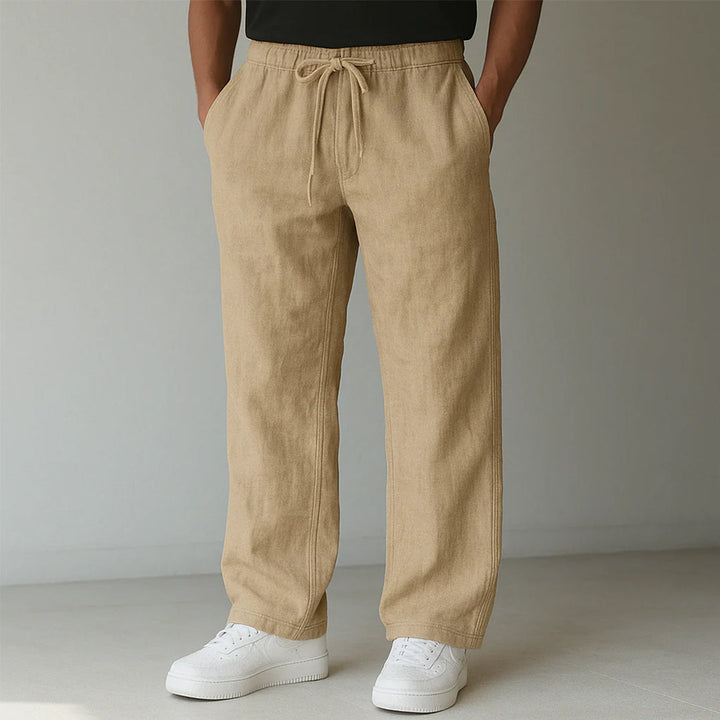 Comfort superiore: pantaloni uomo a gamba dritta, vita elasticizzata e tasche. Perfetti per abbigliamento casual.