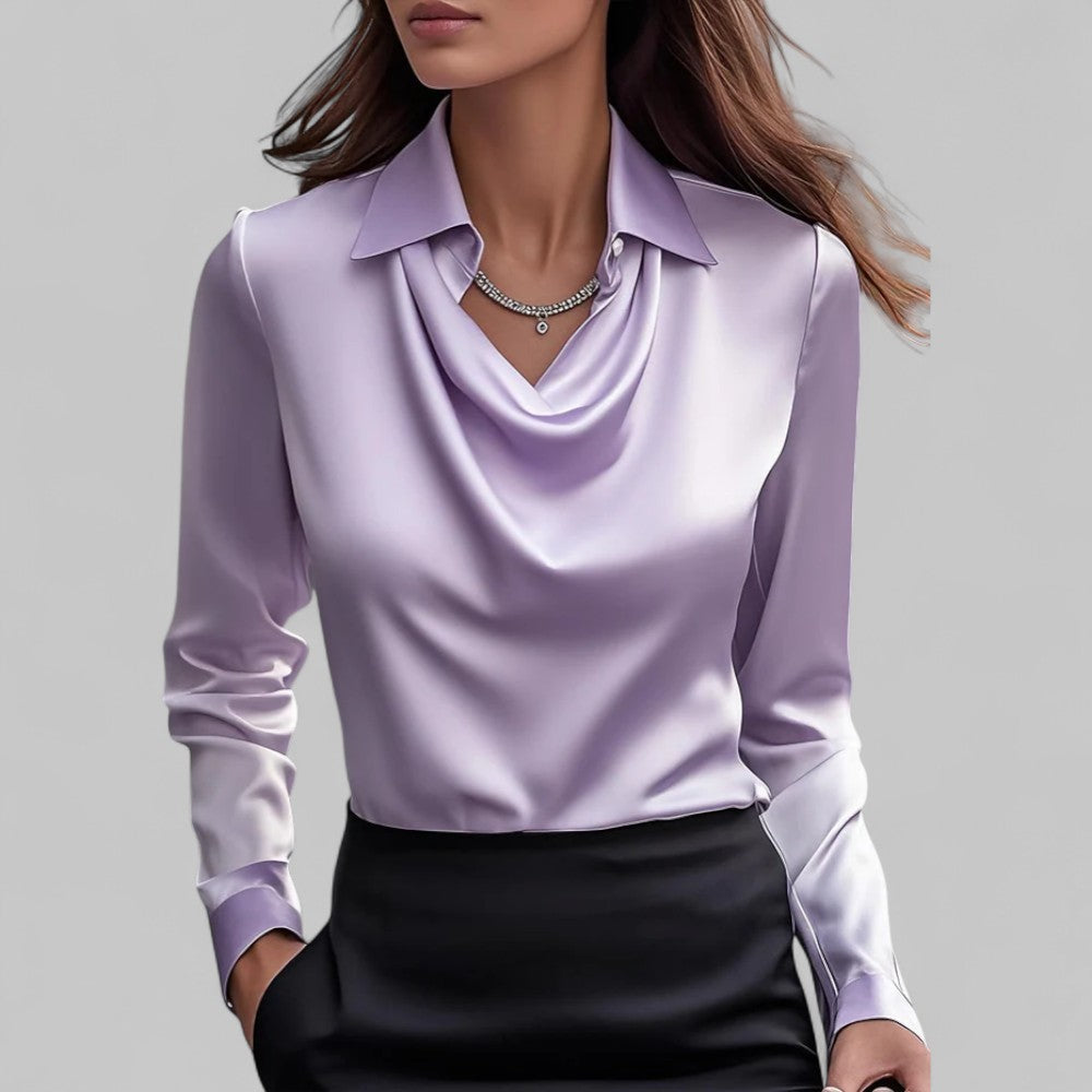 Blusa donna in satin lucido, collo drappeggiato e maniche lunghe. Versatile per eventi o ufficio.