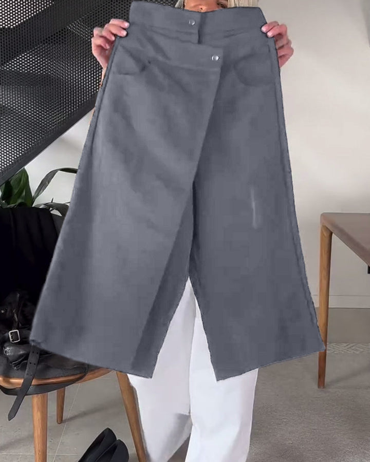 Pantaloni moda donna neri, ampi e asimmetrici, un tocco di eleganza per il tuo guardaroba.