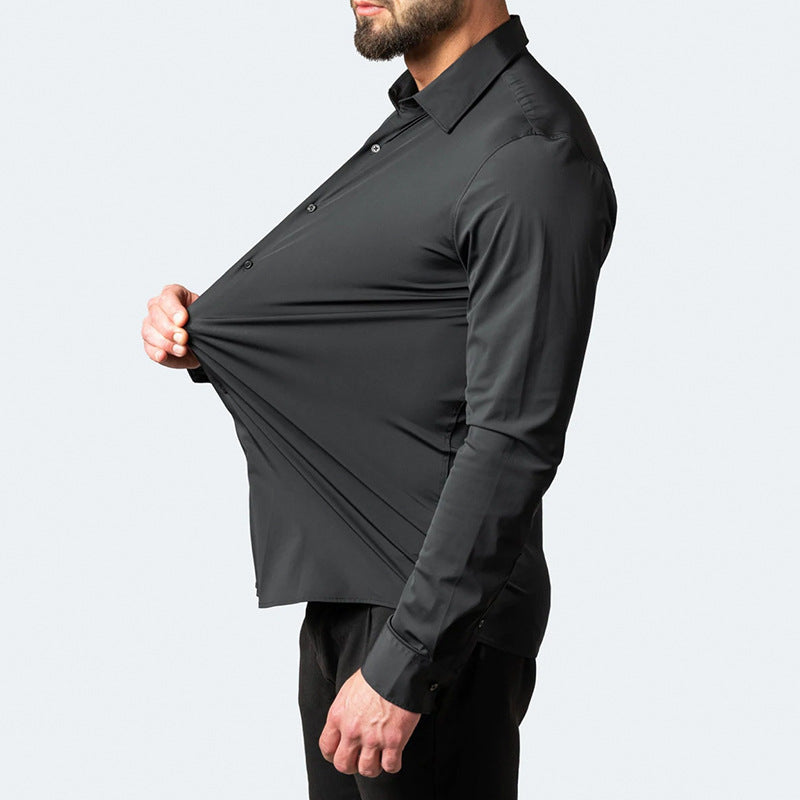 Camicia blu uomo business, elasticizzata e antipiega, vestibilità moderna per comfort quotidiano.