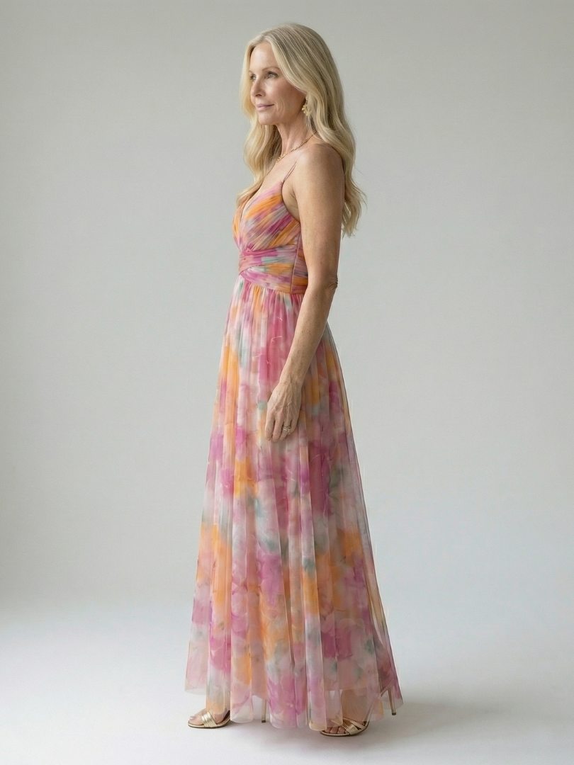 Vestito lungo estivo da donna, con scollo incrociato e tessuto fluido. Ideale per la moda casual.