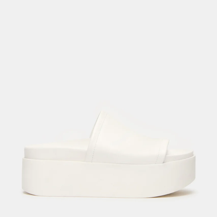 Sandali donna platform, scarpe ideali per un'estate all'insegna della moda.