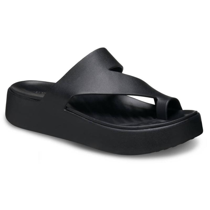 Sandali platform da donna neri, infradito moda estiva per un look versatile ed elegante.