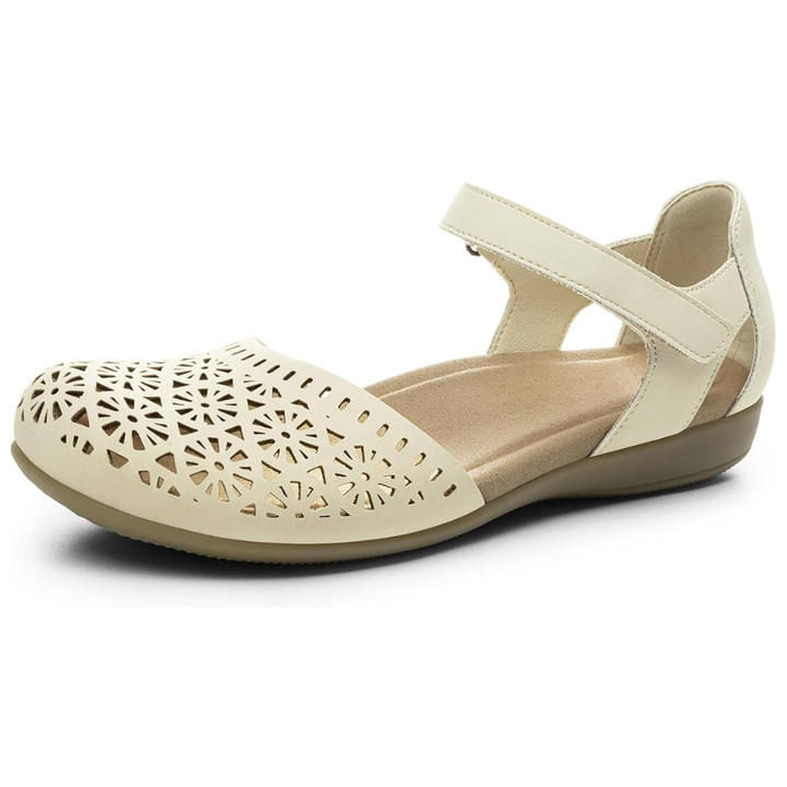 Sandali estivi donna Flora closed-toe, un must-have elegante e confortevole per la stagione calda.