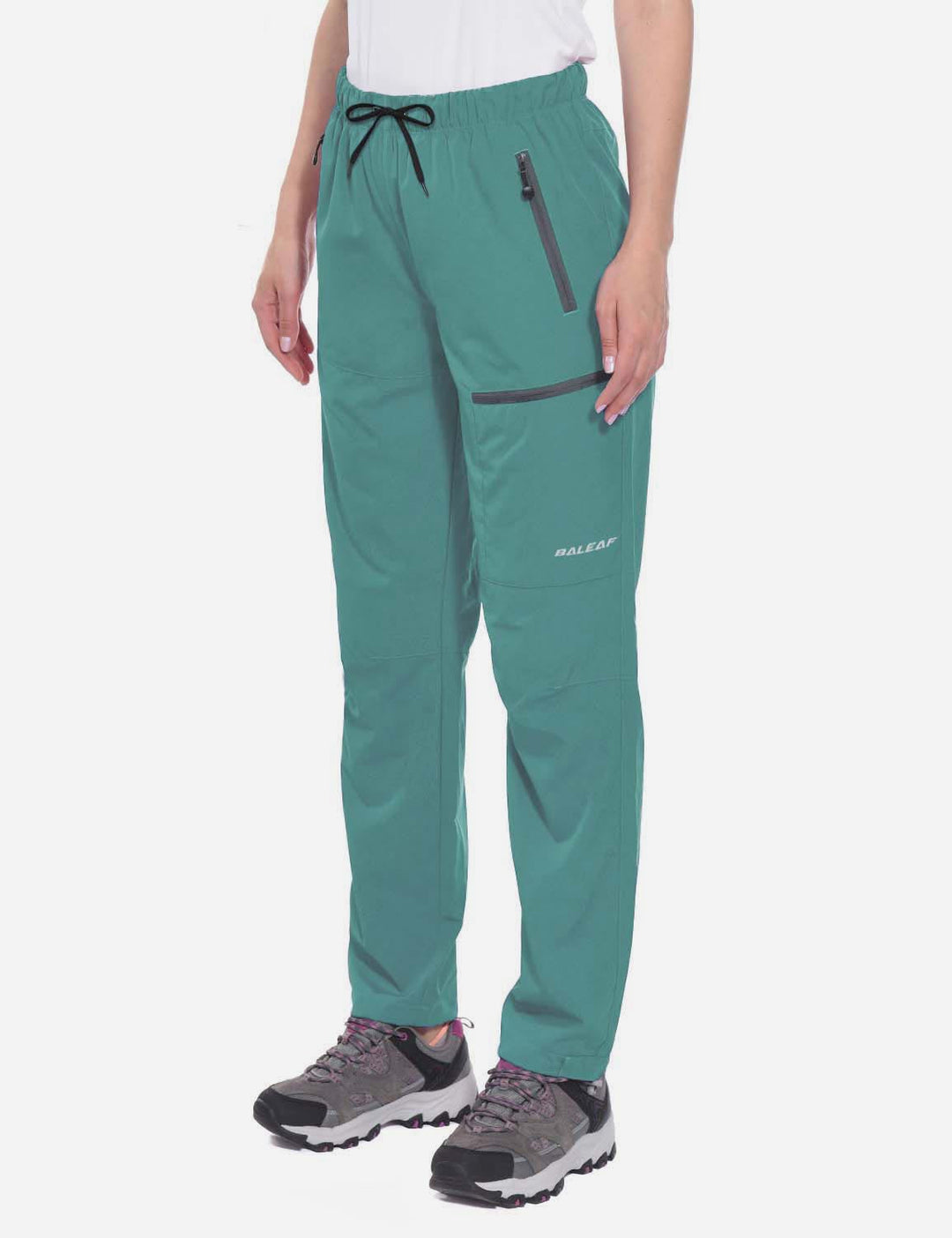 Pantaloni trekking donna con protezione UV, per un'esperienza sicura sotto il sole.