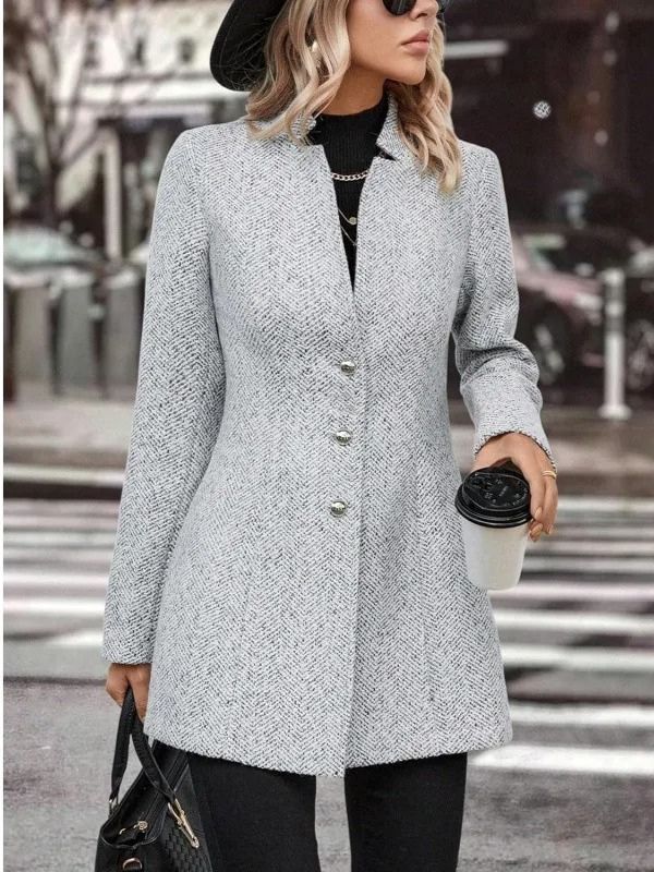 Cappotto lungo donna rosa doppio petto, un capo moda elegante e versatile per l'autunno-inverno.