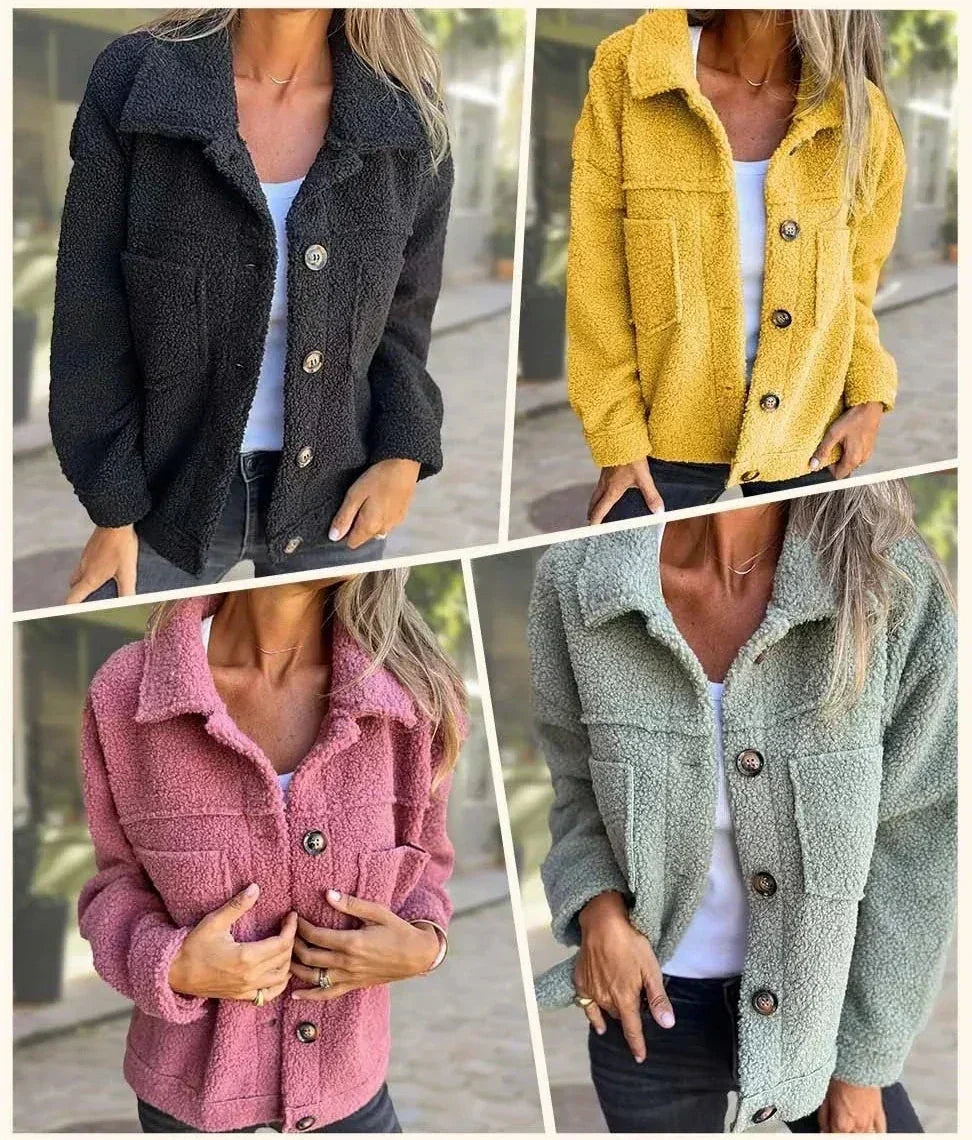 Giacca in pile da donna, modello corto con revers, adatta per un look chic e confortevole, disponibile anche in taglie forti.