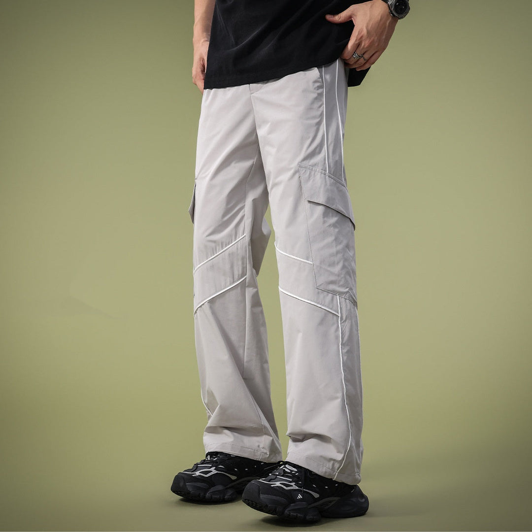 Pantaloni cargo uomo larghi dritti con multi-tasche, perfetti per comfort quotidiano e stile streetwear.