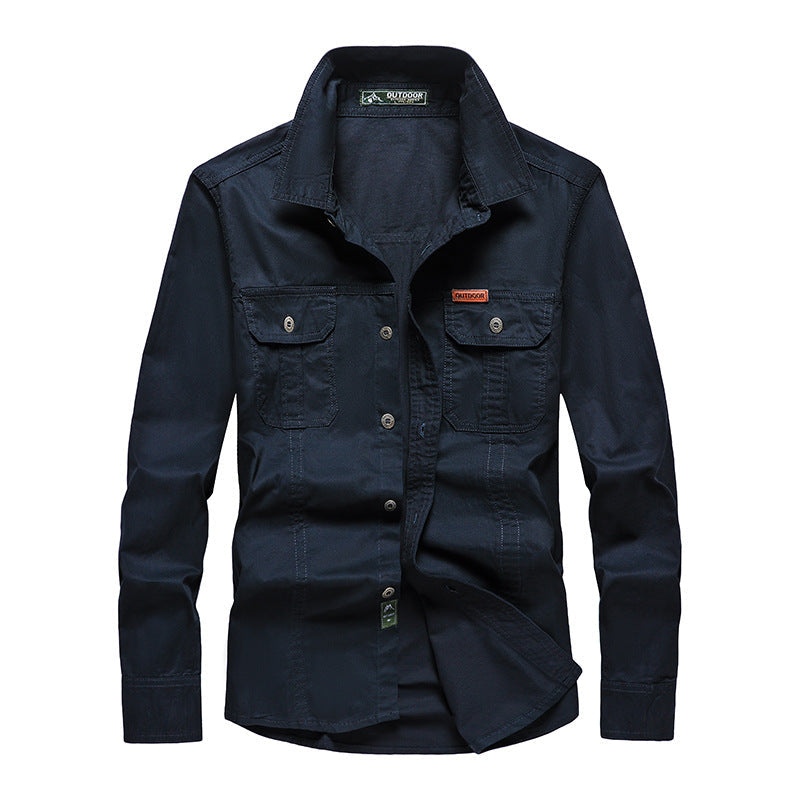 Camicia casual uomo a maniche lunghe, perfetta per un abbigliamento maschile comodo e alla moda.