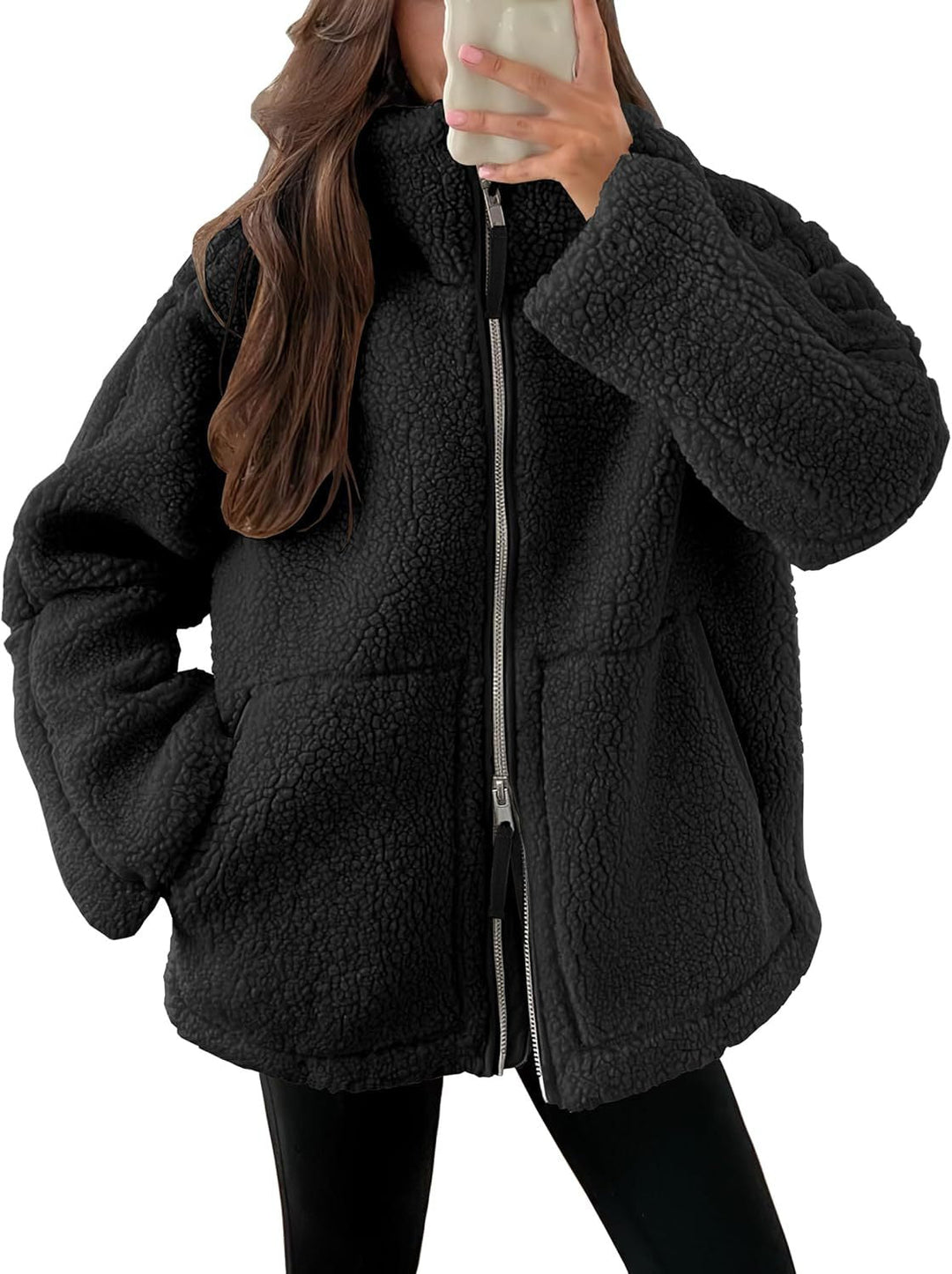 Capospalla donna in pile per stile urbano. Giacca con zip, versatile e comoda, ideale per l'autunno.