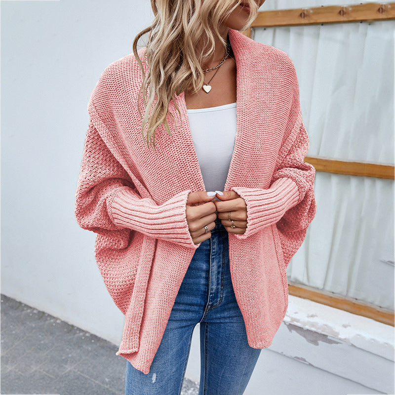 Moda donna: cardigan kimono lungo e ampio, un capo casual e versatile. Ideale come strato leggero per ogni outfit.