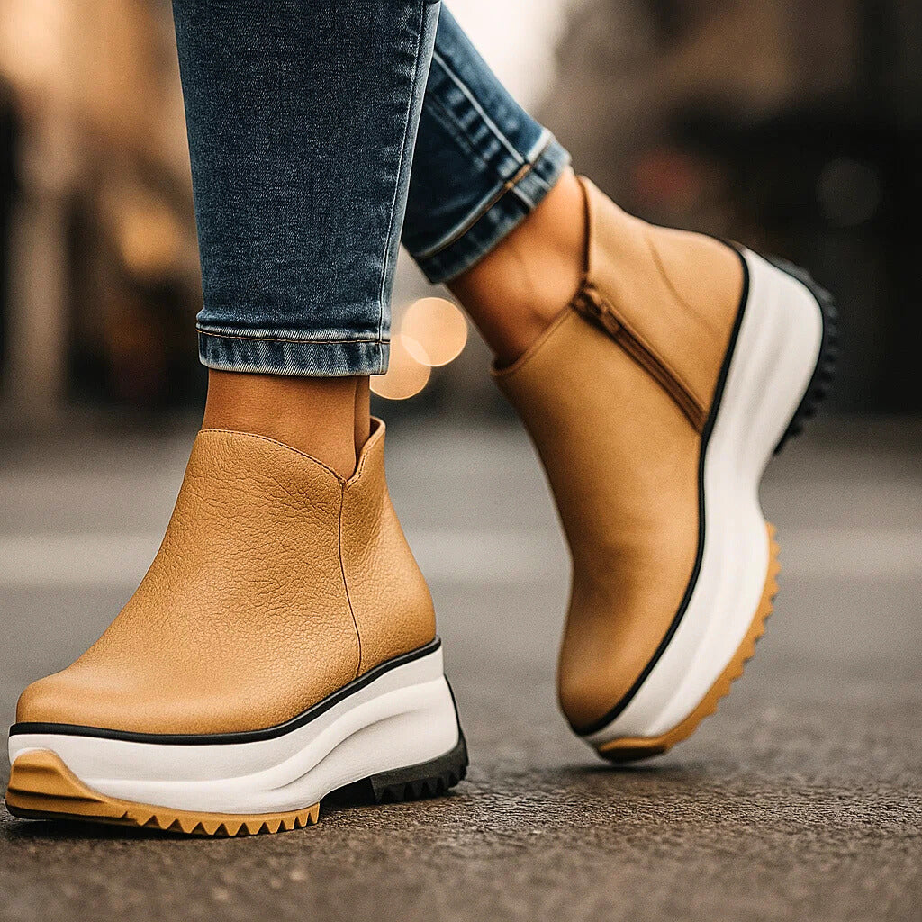Scarpe platform donna comode, stivaletti marroni con zip laterale, suola robusta, perfetti per ogni giorno.