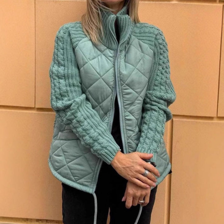 Giacca donna trapuntata invernale, collo alto, calda e confortevole, per freddo e stile urbano.