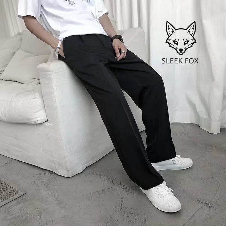 Comodi pantaloni uomo streetwear dritti, neri, con vestibilità rilassata per il tempo libero e lo stile urbano.