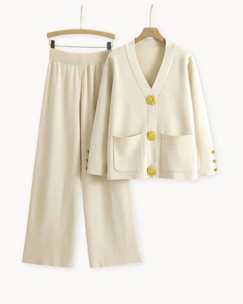Completo maglia donna elegante, set due pezzi con cardigan e pantaloni ampi. Perfetto per look chic e versatili.
