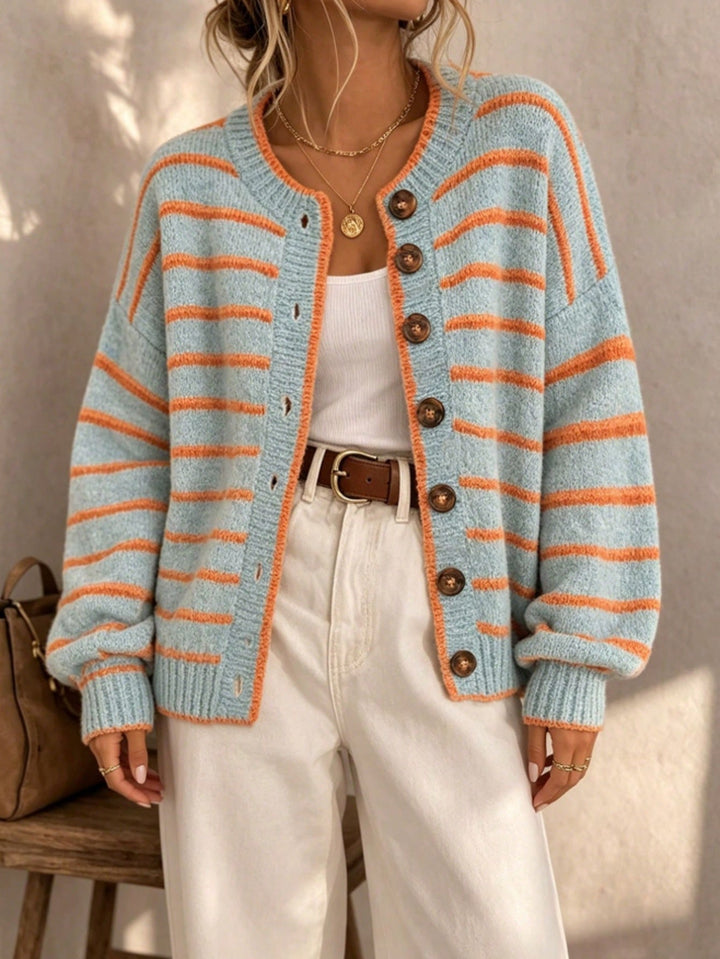 Cardigan donna elegante e confortevole, un capo versatile per la moda quotidiana, primavera/autunno. Stile chic.