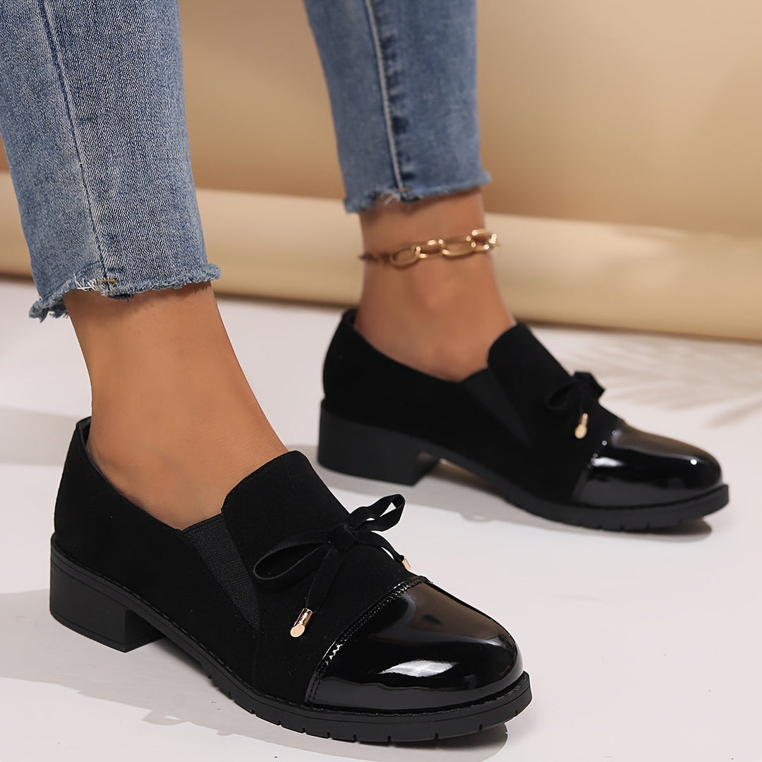 Scarpe donna slip-on mocassini per il passeggio e il comfort quotidiano, design morbido e supporto piede.