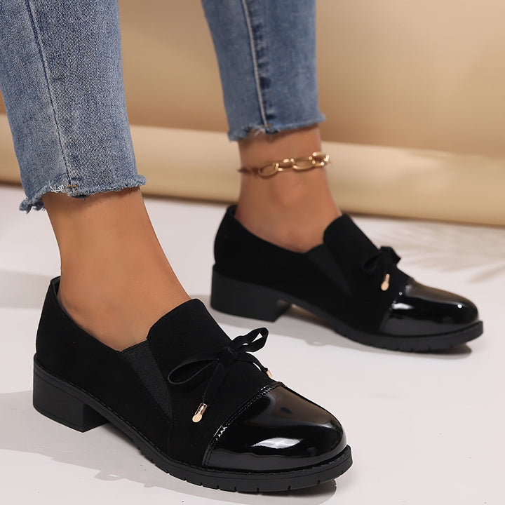 Scarpe donna slip-on mocassini per il passeggio e il comfort quotidiano, design morbido e supporto piede.
