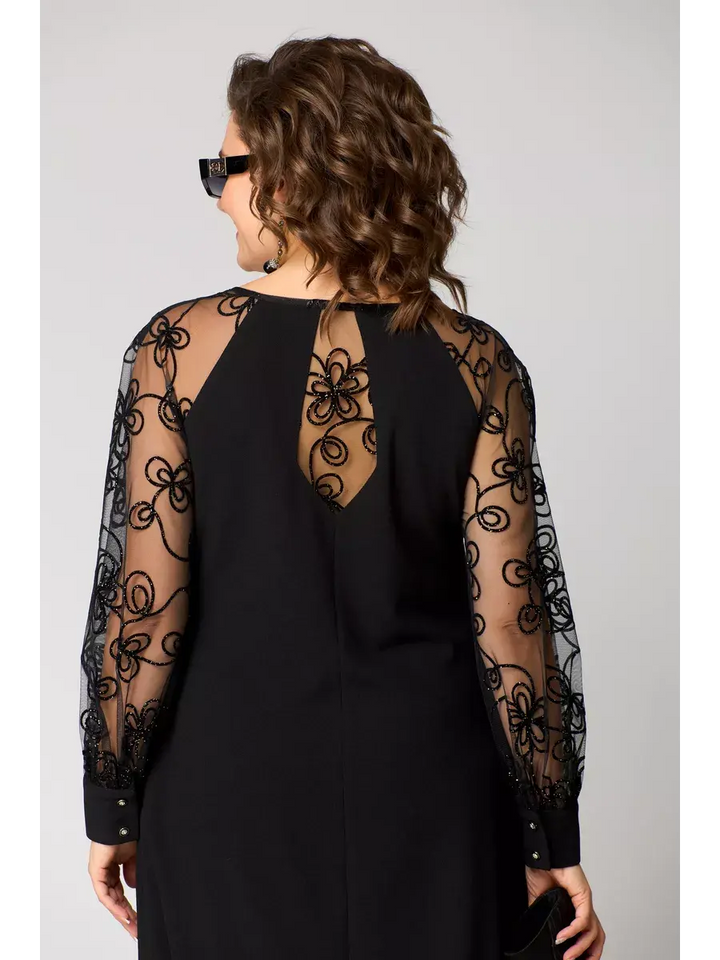 Abito midi donna nero elegante, con maniche raffinate e stile svasato, adatto a cerimonie e feste.