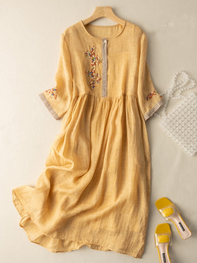 Abito donna in cotone ricamato stile etnico. Vestito estivo morbido boho chic, perfetto per casual o elegante.