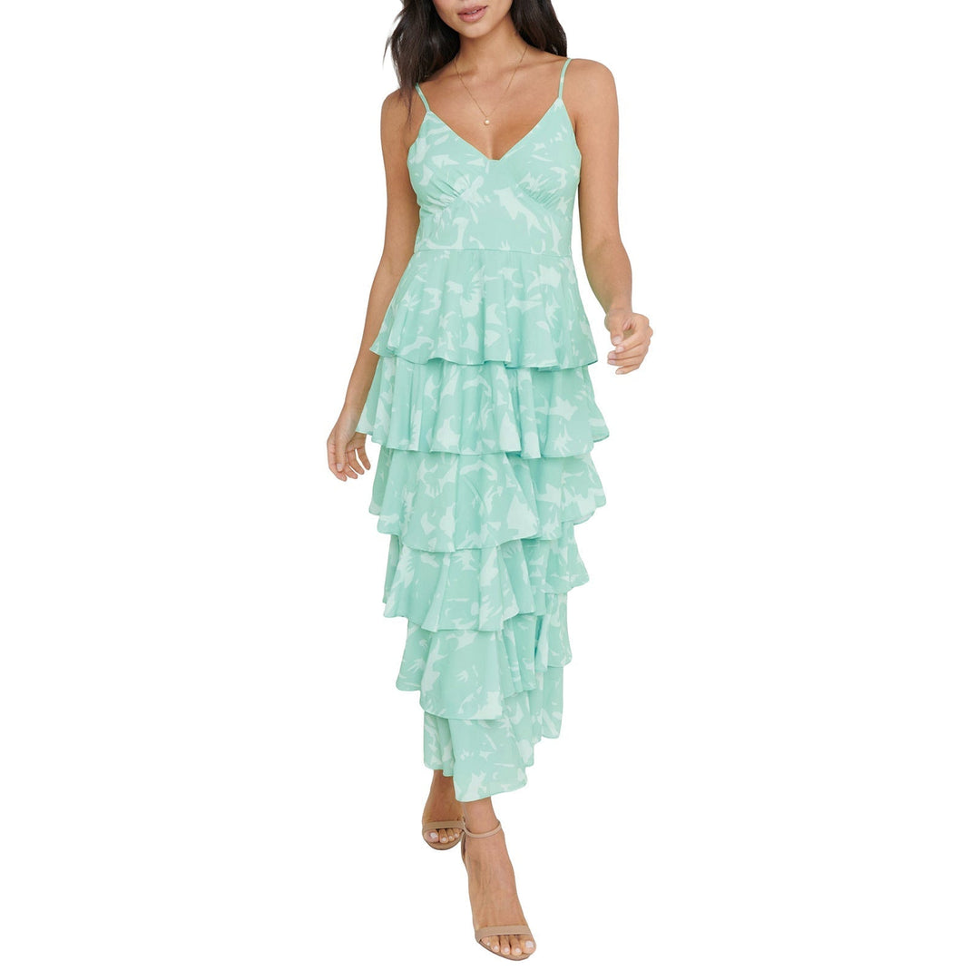 Vestito estivo lungo donna con vivace stampa a foglie, senza maniche, leggero per il caldo estivo.