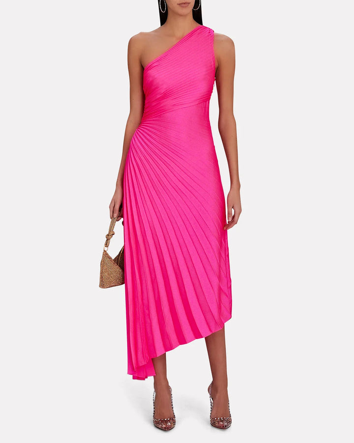 Abito elegante monospalla plissettato, per serate indimenticabili e un tocco glamour.