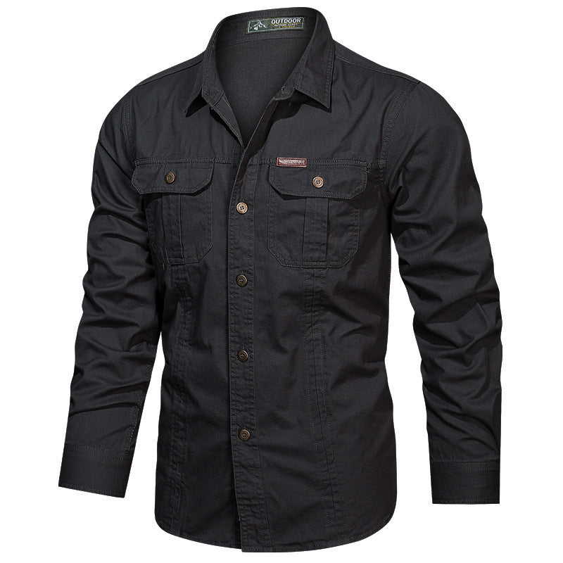 Camicia militare da uomo con maniche lunghe, stile robusto e casual per look versatili e moderni.