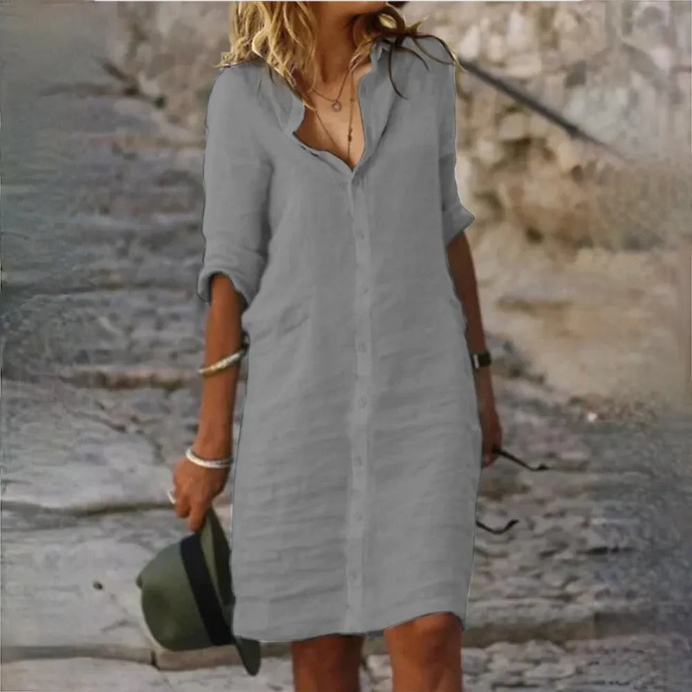 Elegante abito fluttuante donna senza maniche, capo must-have per la primavera/estate. Stile casual e femminile.