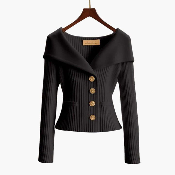 Cardigan donna a coste con bottoni, design corto e chic. Ideale per un look elegante o casual versatile.