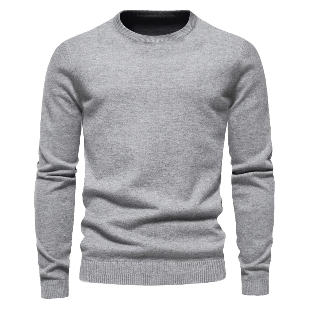 Caldo maglione girocollo uomo, ideale per affrontare l'inverno con stile e comfort. Pullover classico a maniche lunghe.