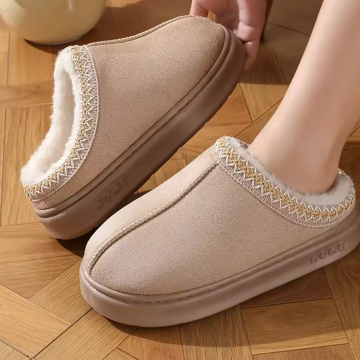 Sandali donna comodi marroni con suola ammortizzata, perfetti per lunghe passeggiate estive, comfort e relax garantiti.