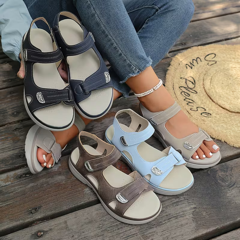 Sandali estivi donna con plateau alto, design elegante e supporto confortevole per tutto il giorno.