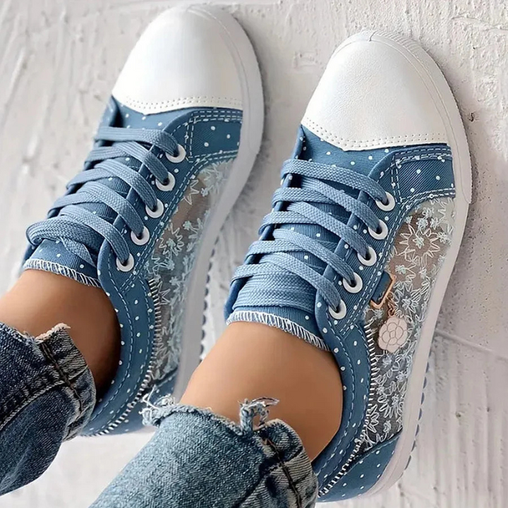 Scarpe da passeggio donna blu ammortizzate, con punta ampia per camminate confortevoli e leggere.