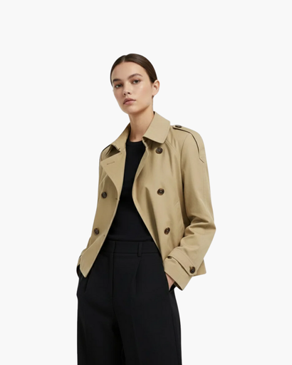 Cappotto trench donna classico, sofisticato e alla moda. Un capo essenziale per il tuo guardaroba.