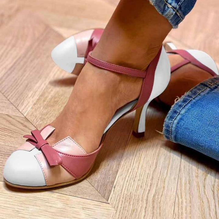 Sandali eleganti donna, anatomici, con tacco medio. Ideali per la moda estiva e il comfort quotidiano.
