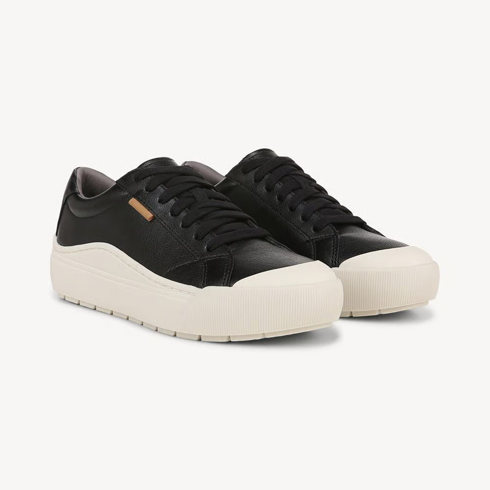 Sneakers platform Cloud donna, allacciatura classica e design pulito. Un must-have moderno per la moda.