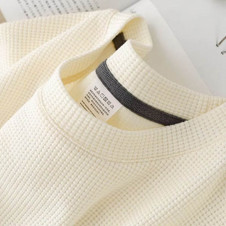 Abbigliamento estivo uomo: maglia casual girocollo a maniche corte, comoda e alla moda.