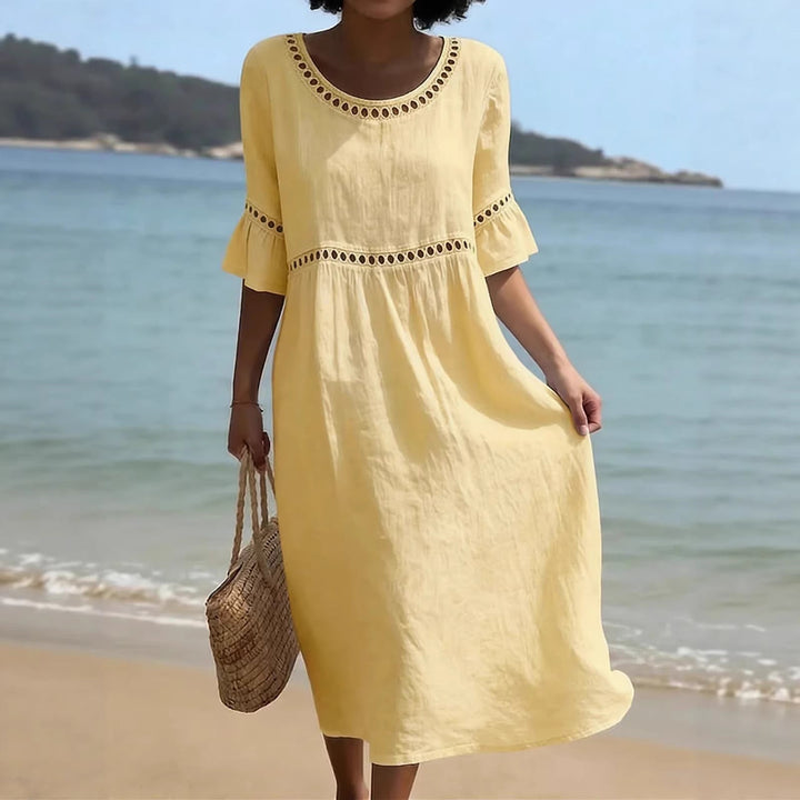 Abito midi contenitivo donna, dal taglio elegante che offre un supporto discreto e valorizza ogni curva con armonia.