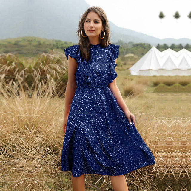 Vestito maxi estivo donna a pois, tessuto fluido e leggero. Ideale per un look elegante e confortevole.