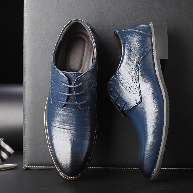 Calzature uomo eleganti nere impermeabili, stile italiano. Oxfords formali taglie grandi, perfette per ogni occasione.