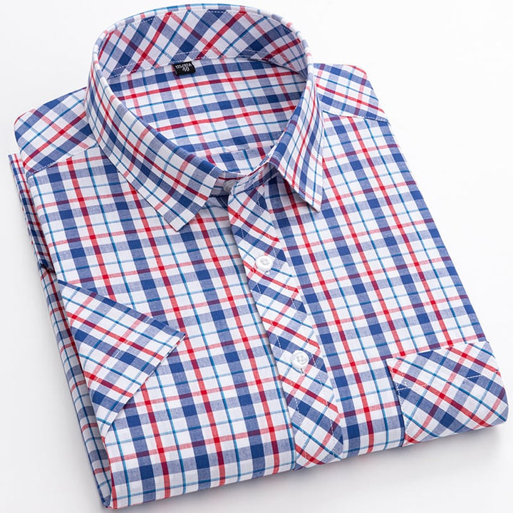 Camicia estiva uomo maniche corte scozzese. Stile casual e versatile per ogni outfit estivo.